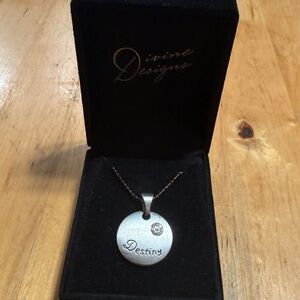 🖤Divine Designs Destiny Rhinestone Necklace🖤